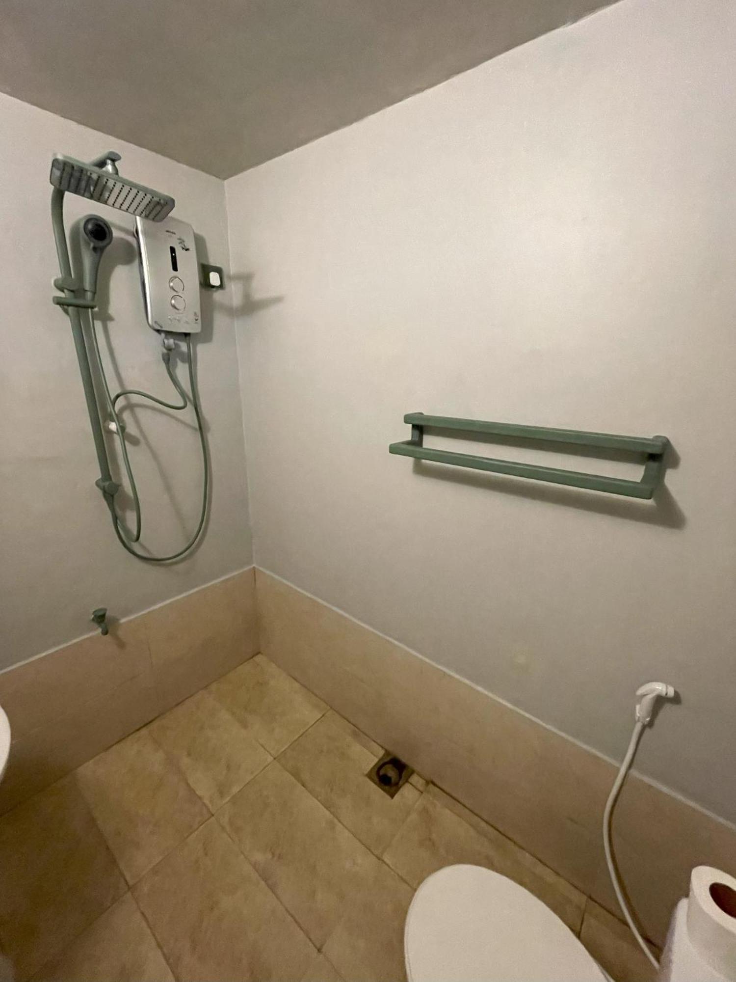 Hawara Coliving Midigama Hotel Bagian luar foto