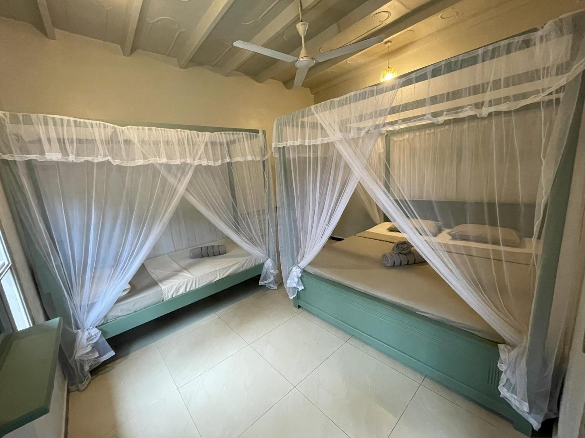 Hawara Coliving Midigama Hotel Bagian luar foto
