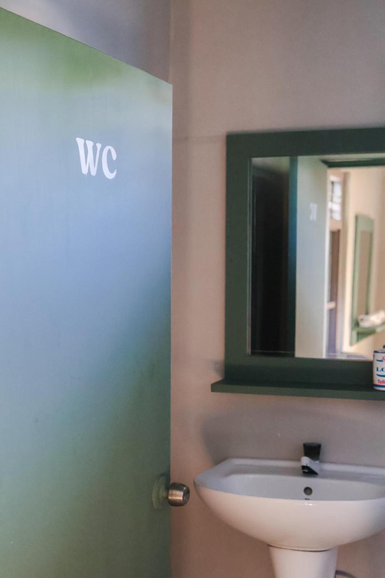 Hawara Coliving Midigama Hotel Bagian luar foto