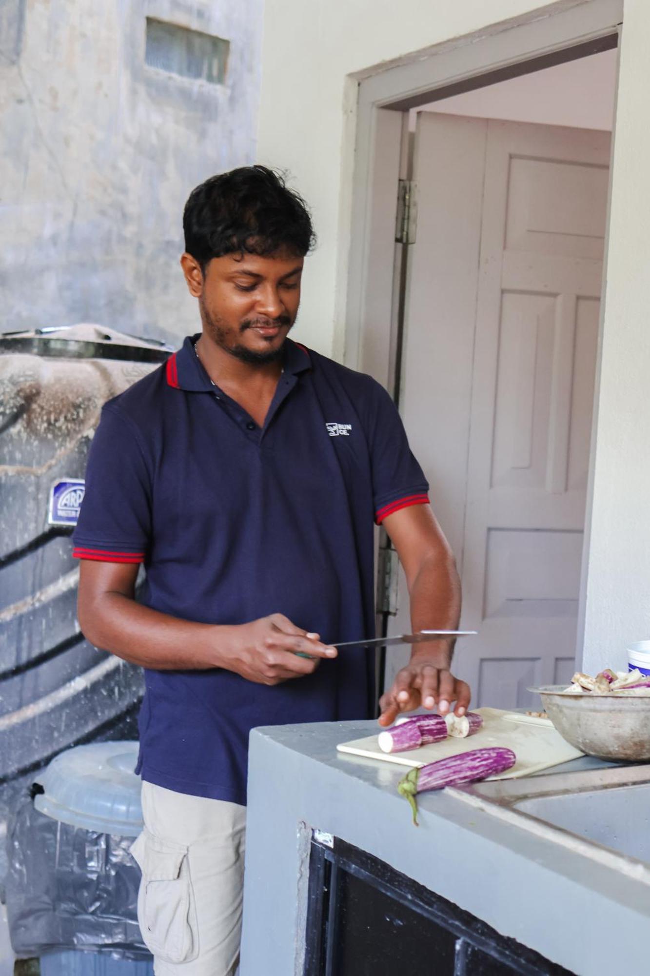 Hawara Coliving Midigama Hotel Bagian luar foto